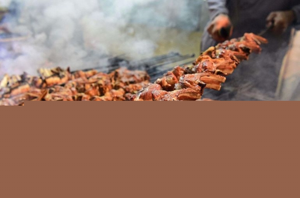 النظام الغذائي العماني يتركز على البروتين الحيواني.. والسكريات تفتقر للعناصر المهمة