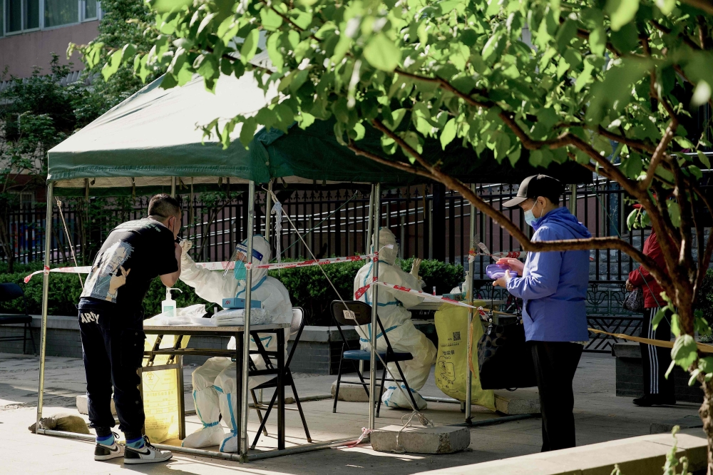 دراسة: المعلومات المغلوطة على مواقع التواصل الاجتماعي تقلل الاقبال على لقاحات كورونا