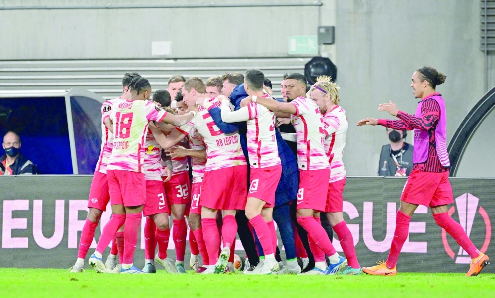 وست هام ورينجرز في مهمتين صعبتين أمام الألمان