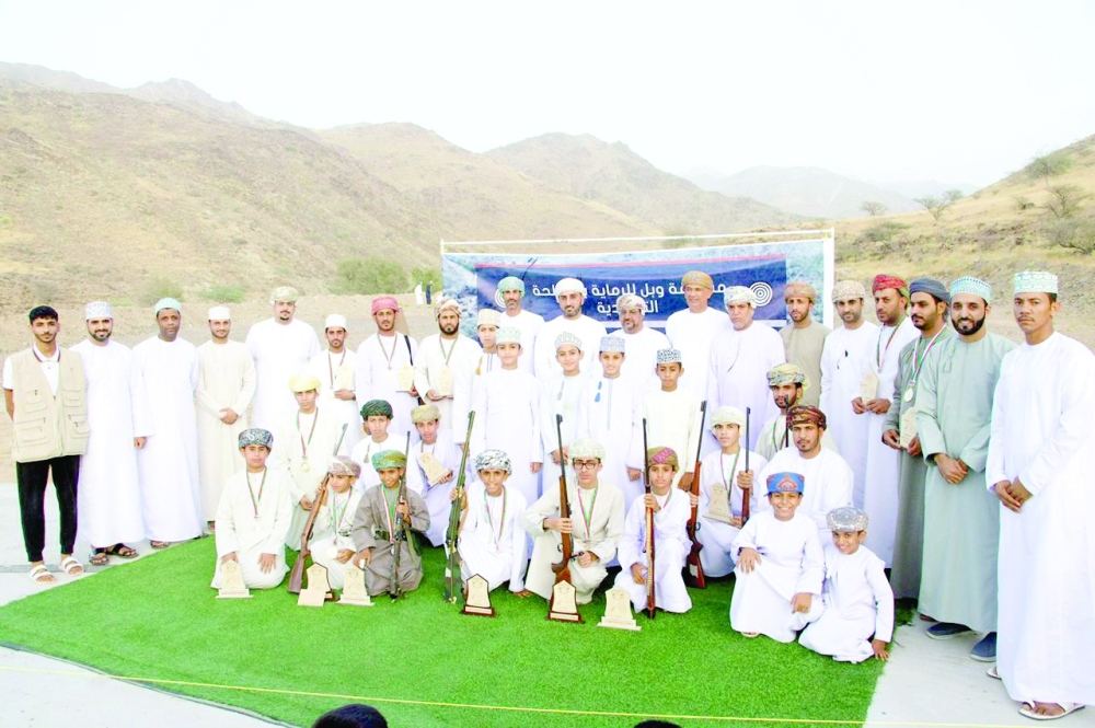 اختتام مسابقة الرماية بالأسلحة التقليدية بالرستاق