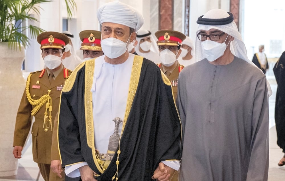 جلالة السلطان يقدم التعازي إلى الرئيس الإماراتي في وفاة خليفة بن زايد