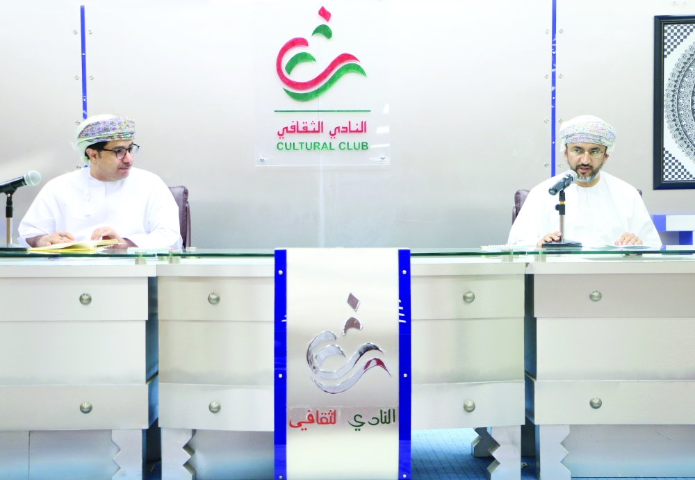 موسى البراشدي يستعرض الدور السياسي  والإداري والعسكري والعلمي للشيخ عـبدالله الخراسيني