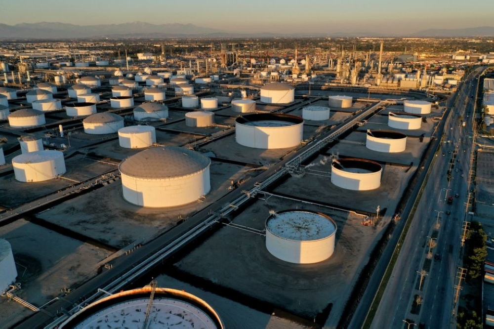 أسعار النفط عند أعلى مستوى لها منذ مارس.. وخام برنت يقترب من 124 دولارا