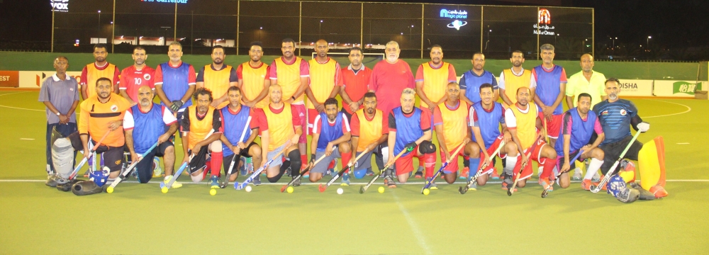 منتخب رواد الهوكي يستعد للمشاركة في كأس العالم بجنوب أفريقيا