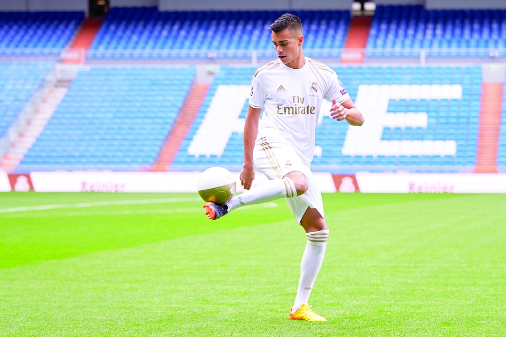 بلد الوليد يفاوض رينير جيسوس