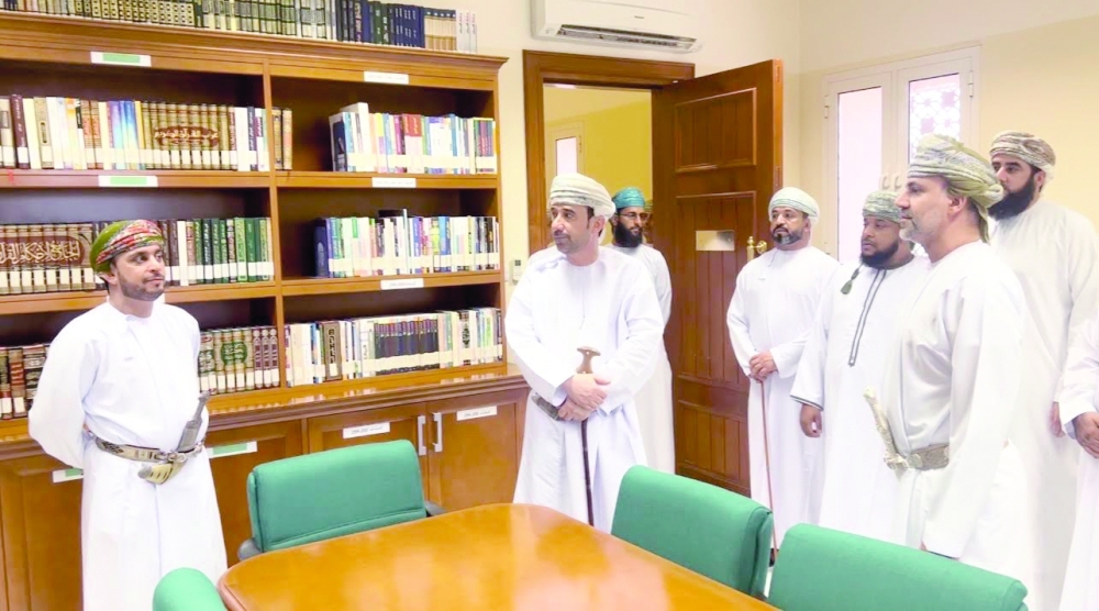 تفقد احتياجات عدد من القطاعات بولاية محضة