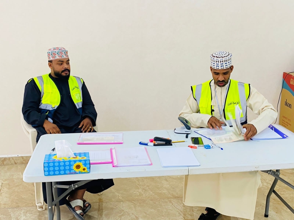 «صلالة الخيري»: 52 ألف ريال مساعدات مالية للأسر المستحقة