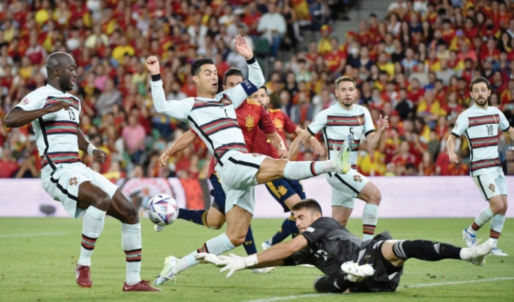 البرتغال تتعادل مع إسبانيا.. والتشيك تعبر سويسرا