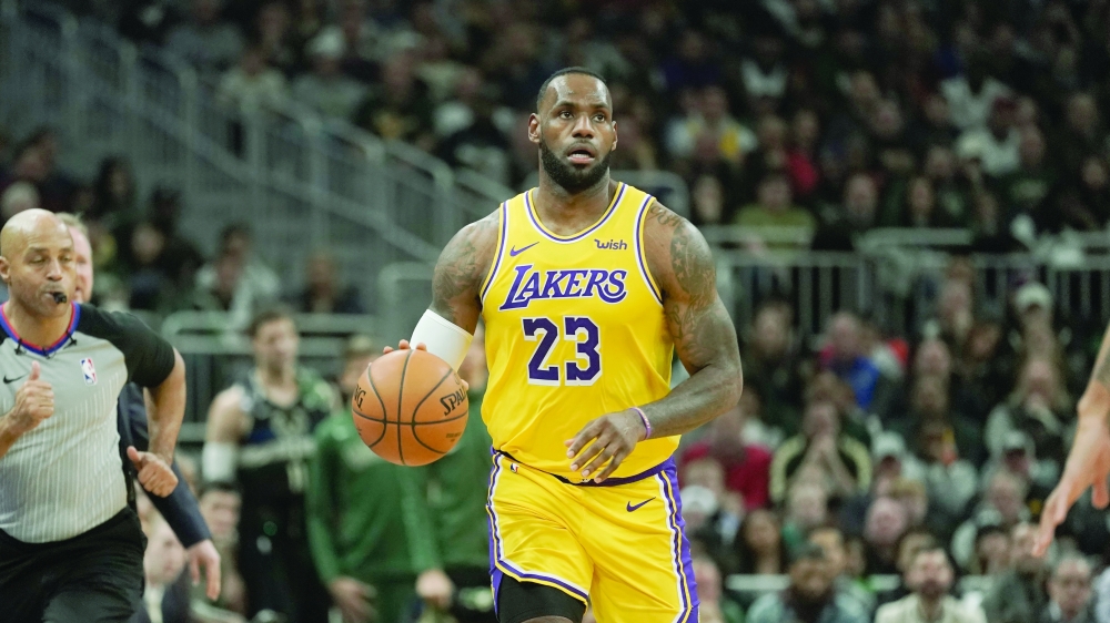 مليار دولار ثروة ليبرون جيمس نجم أنجليس ليكرز