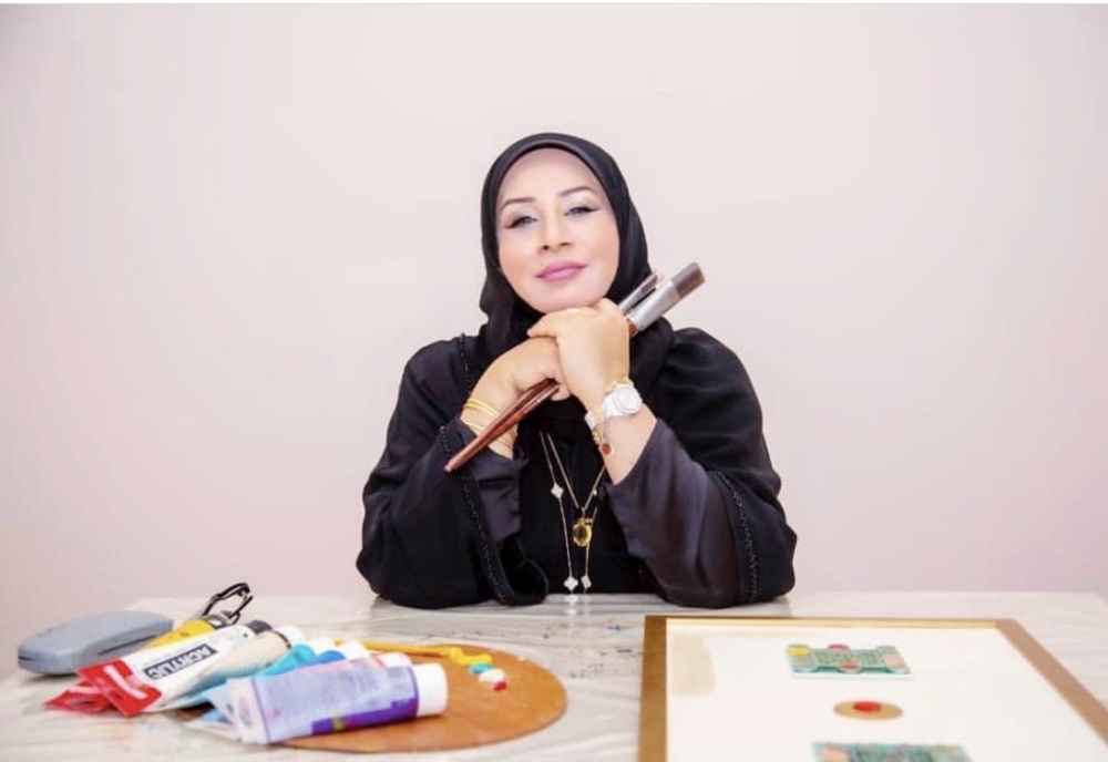 التشكيلية طاهرة فداء: التجارب الفنية أثبتت قدرتها على تناول القضايا الإنسانية