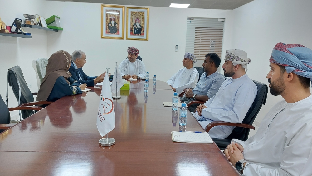 الفروسية يناقش عبور الخيل وتنقلاتها مع منظمة صحة الحيوان