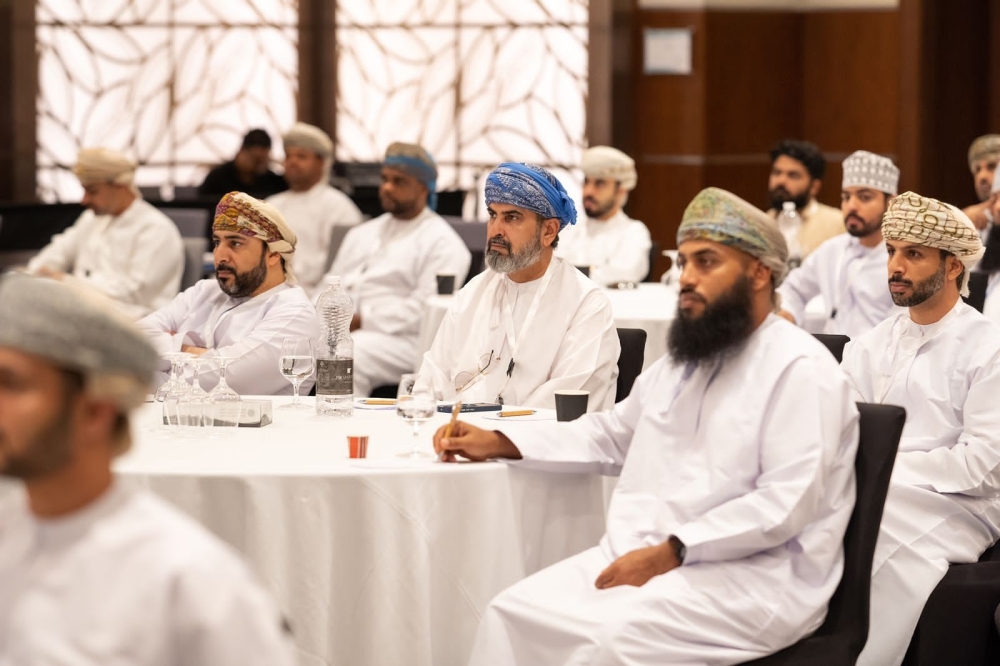 مناقشة اقتصاديات مشروعات الهيدروجين وتقنيات كفاءة الطاقة