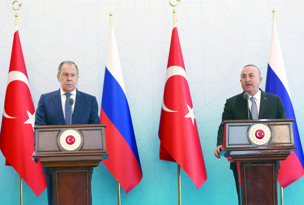 انتهاء محادثات” لافروف وتشاووش أوغلو” دون الإعلان عن انفراجة بشأن ممر تصدير الحبوب