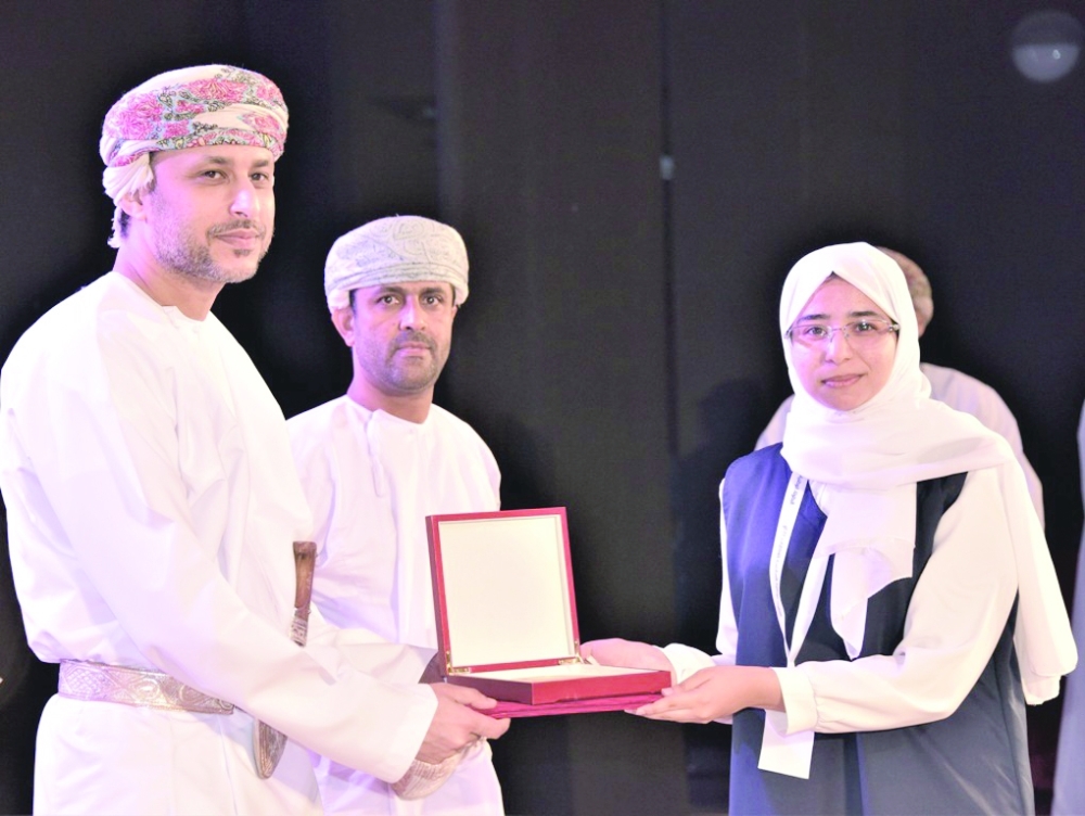 اختتام التصفيات النهائية للبطولة الوطنية السادسة للمناظرات باللغة العربية