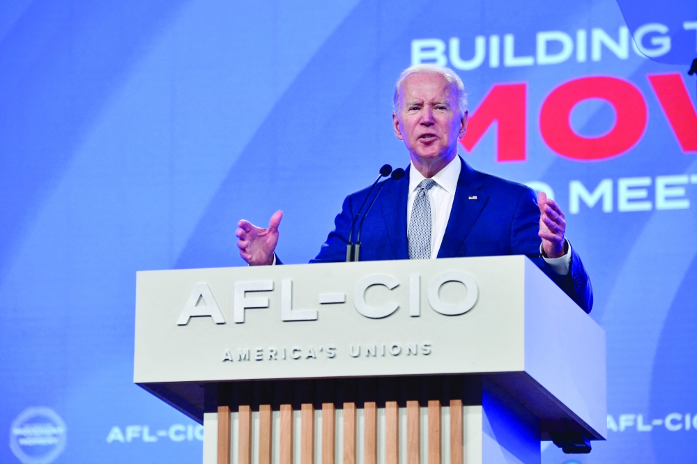 يبحث تعزيز الشراكة الاستراتيجية وسبل مواجهة التحديات في المنطقة
الرئيس الأمريكي يبدأ جولة في الشرق الأوسط  تشمل الأراضي الفلسطينية والسعودية