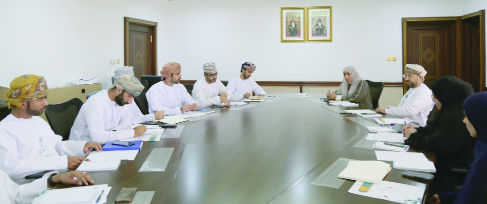 تكريم طلبة المجالس الاستشارية بـ«جامعة التقنية»