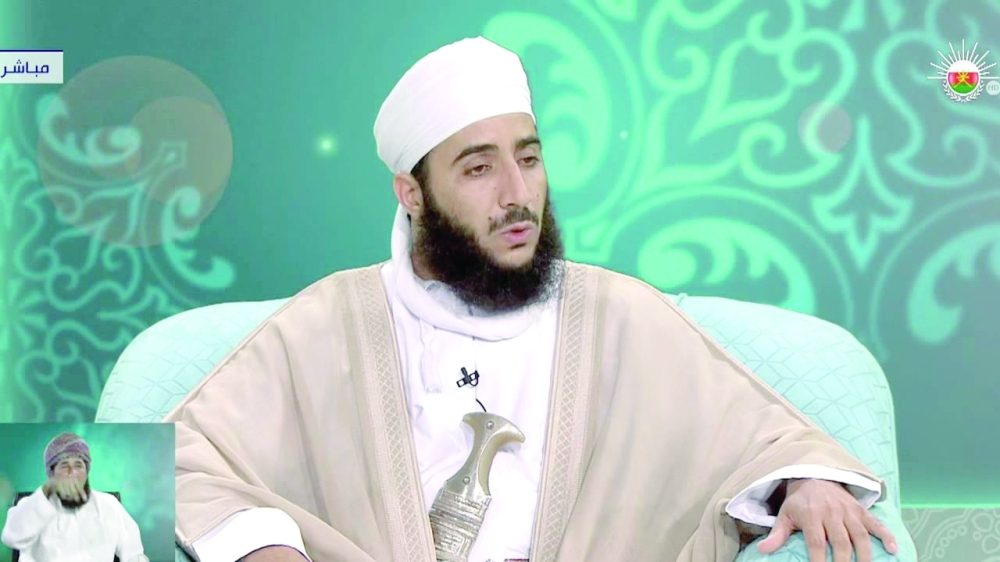 فتاوى فتاوى يجيب عليها فضيلة الشيخ الدكتور نائب المفتي العام لسلطنة عمان..