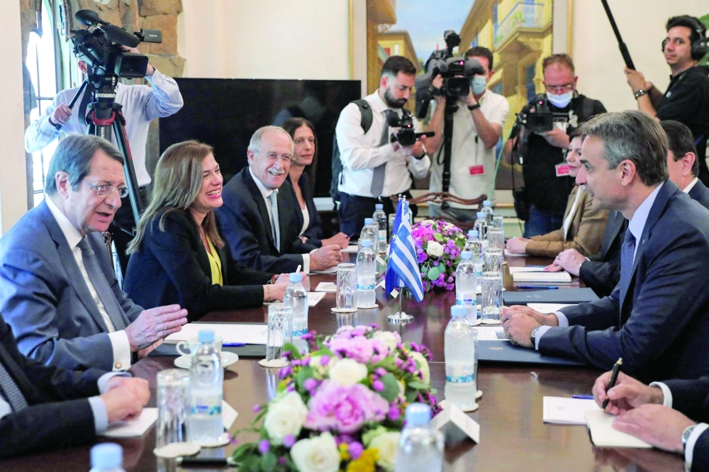 بشأن نزاعاتهما القديمة حول المجال الجوي
اليونان “تفضل” النهج الدبلوماسي على السجال اللفظي مع تركيا