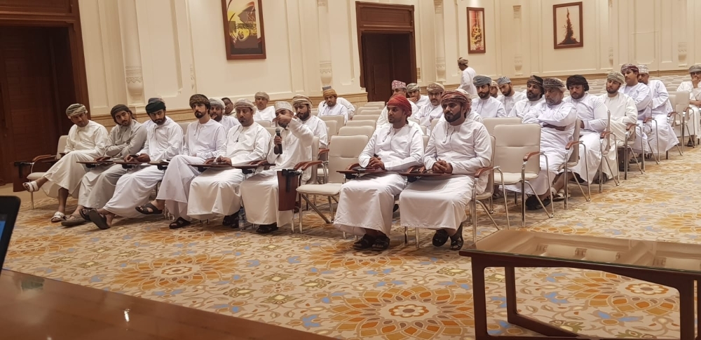 استعراض فرص الأعمال بإدارة ميناء صحار لرواد المؤسسات الصغيرة والمتوسطة