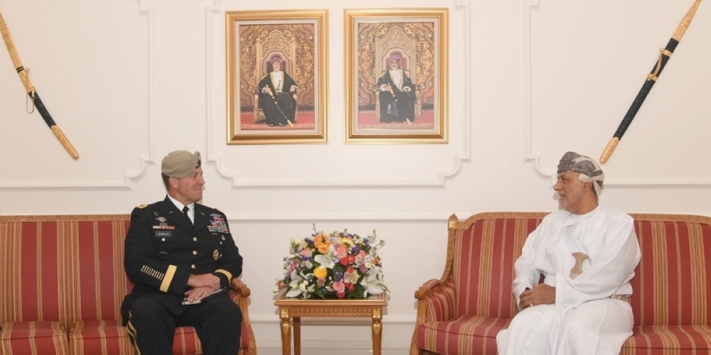 تعزيز أطر التعاون العسكري بين سلطنة عمان والولايات المتحدة