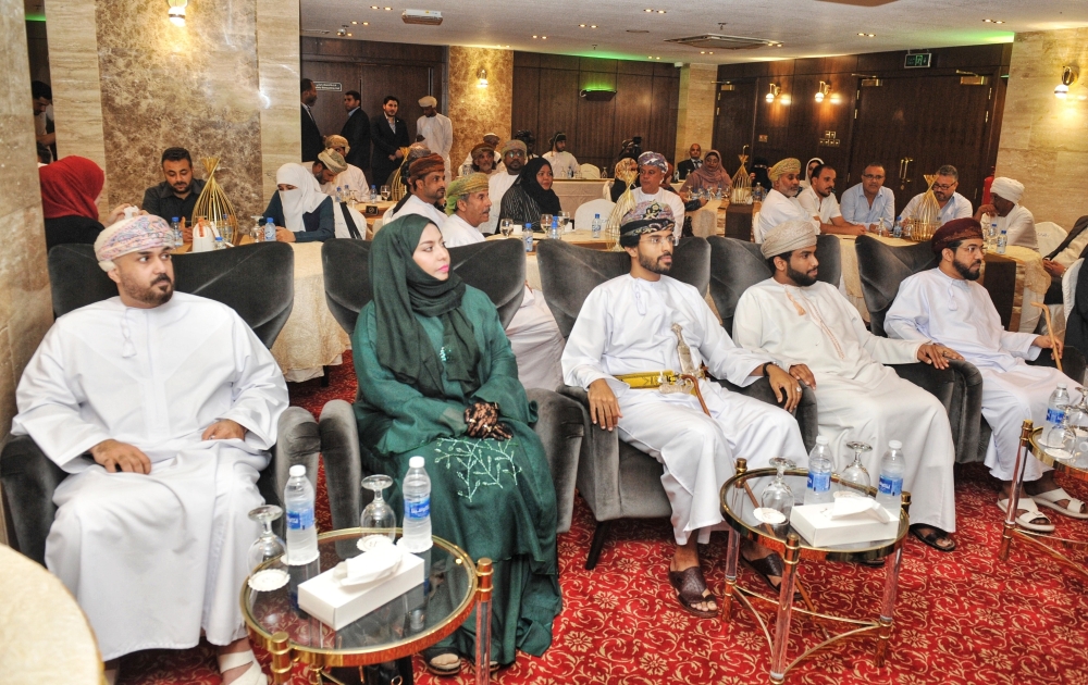 ختام الموسم الثقافي السابع لمجلس إشراقات ثقافية بمحافظة ظفار