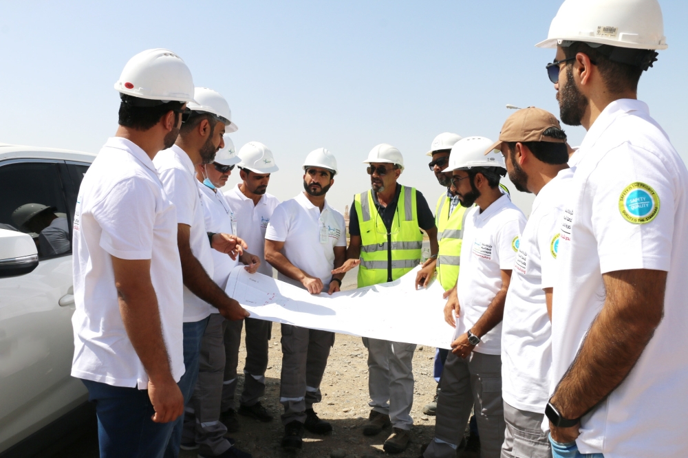 الانتهاء من خط نقل المياه«بركاء – السيب» وشبكات التوزيع بالمعبيلة السابعة