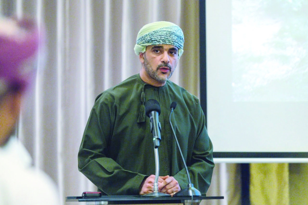 سلطنة عمان تعرف بمقوماتها السياحية في الرياض