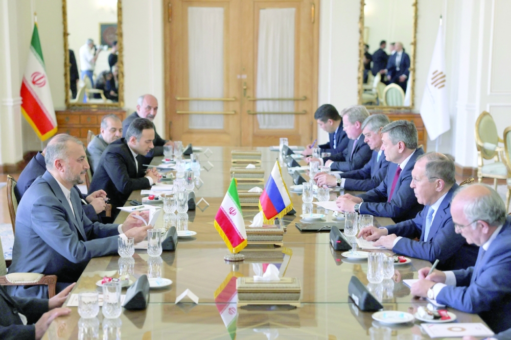 محمد كاظمي رئيسا جديدا لدائرة الاستخبارات
لافروف يدعو في طهران إلى إحراز تقدم في الاتفاق النووي الإيراني