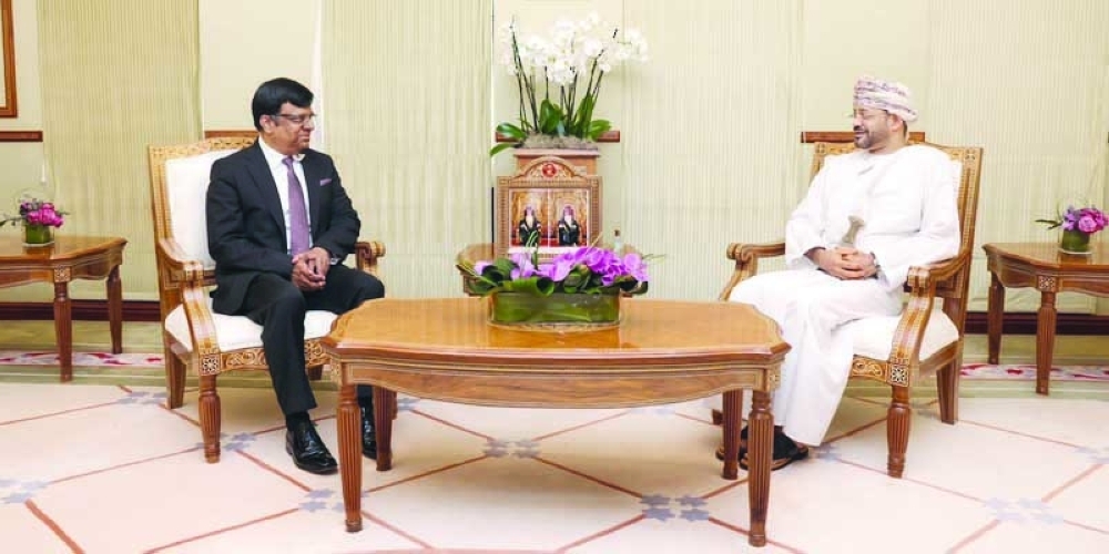 وزير الخارجية يتسلم نسخة من أوراق اعتماد سفير بنغلاديش