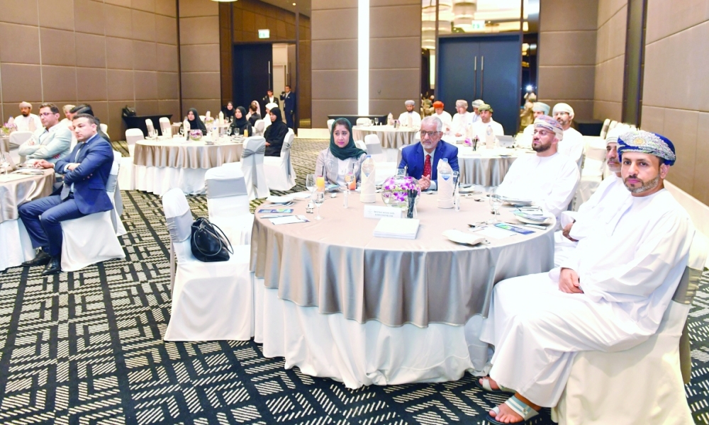 استعراض المبادرات العلمية المبتكرة لاستدامة تمويل القطاع الصحي