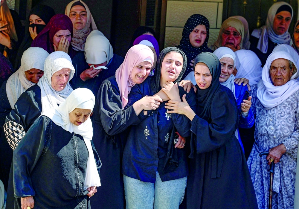 الخارجية الفلسطينية تحذر من مخاطر تنامي منظمات الاستيطان في الضفة
أوقاف القدس ترصد حفريات إسرائيلية “غامضة” في محيط المسجد الأقصى