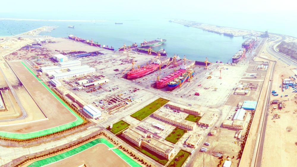 ارتفاع النفط والتحفيز وزيادة الاستثمارات عوامل تعزز النمو الاقتصادي