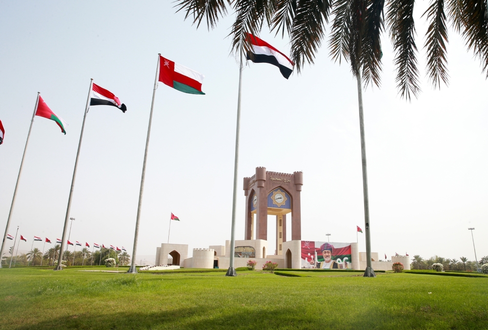 سفير سلطنة عمان المعتمد لدى مصر لـ«عمان»: العلاقات العمانية ـ المصرية تشهد زخمًا اقتصاديًا وسياسيًا كبيرًا