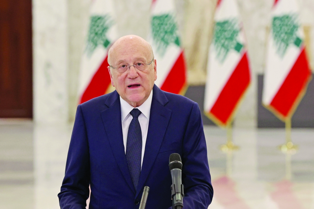 ميقاتي يبدأ الاستشارات النيابية لتأليف حكومة لبنانية جديدة