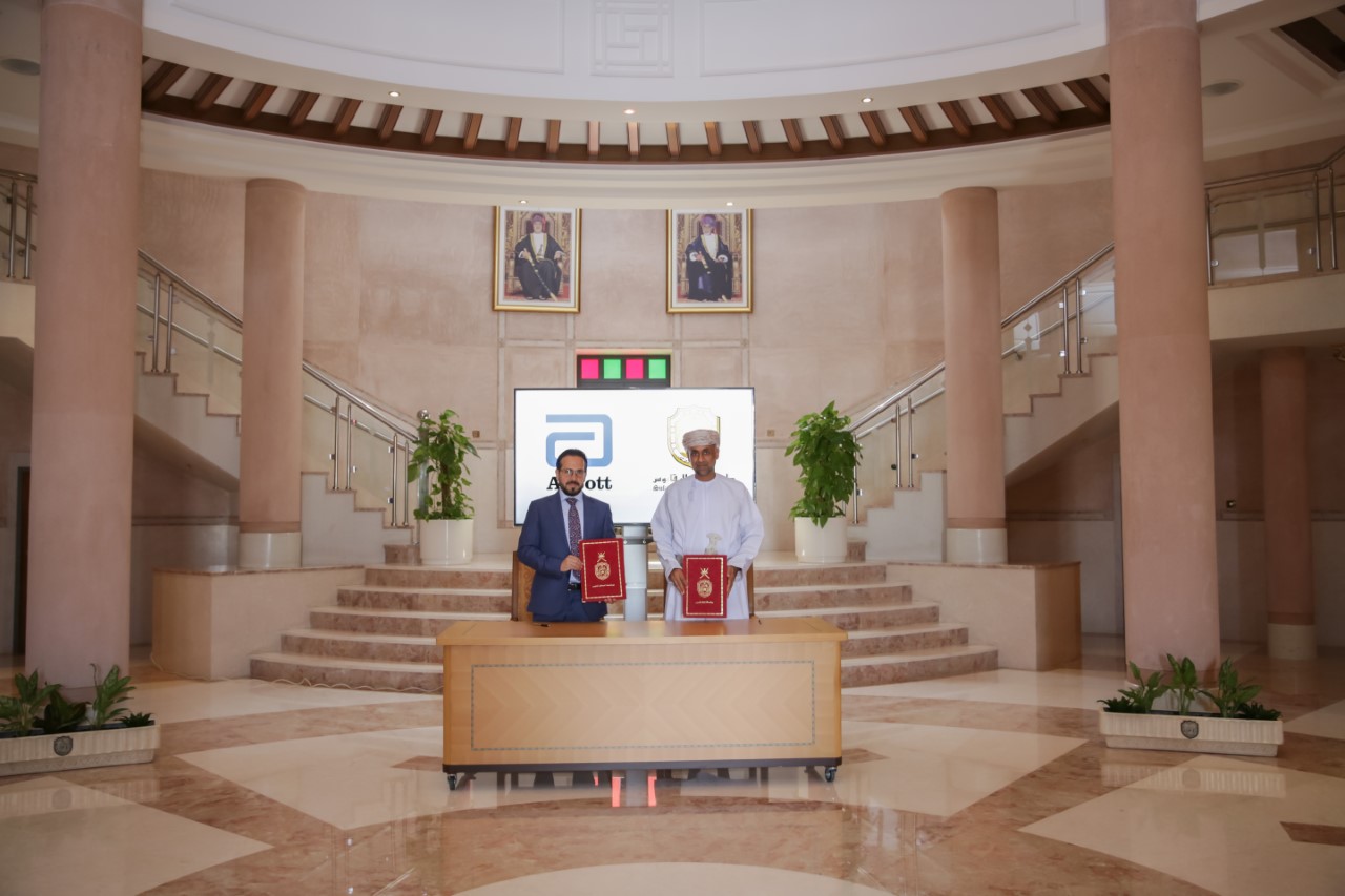 جامعة السلطان قابوس توقع اتفاقية لإجراء دراسة خليجية حول أمراض القلب والأوعية الدموية