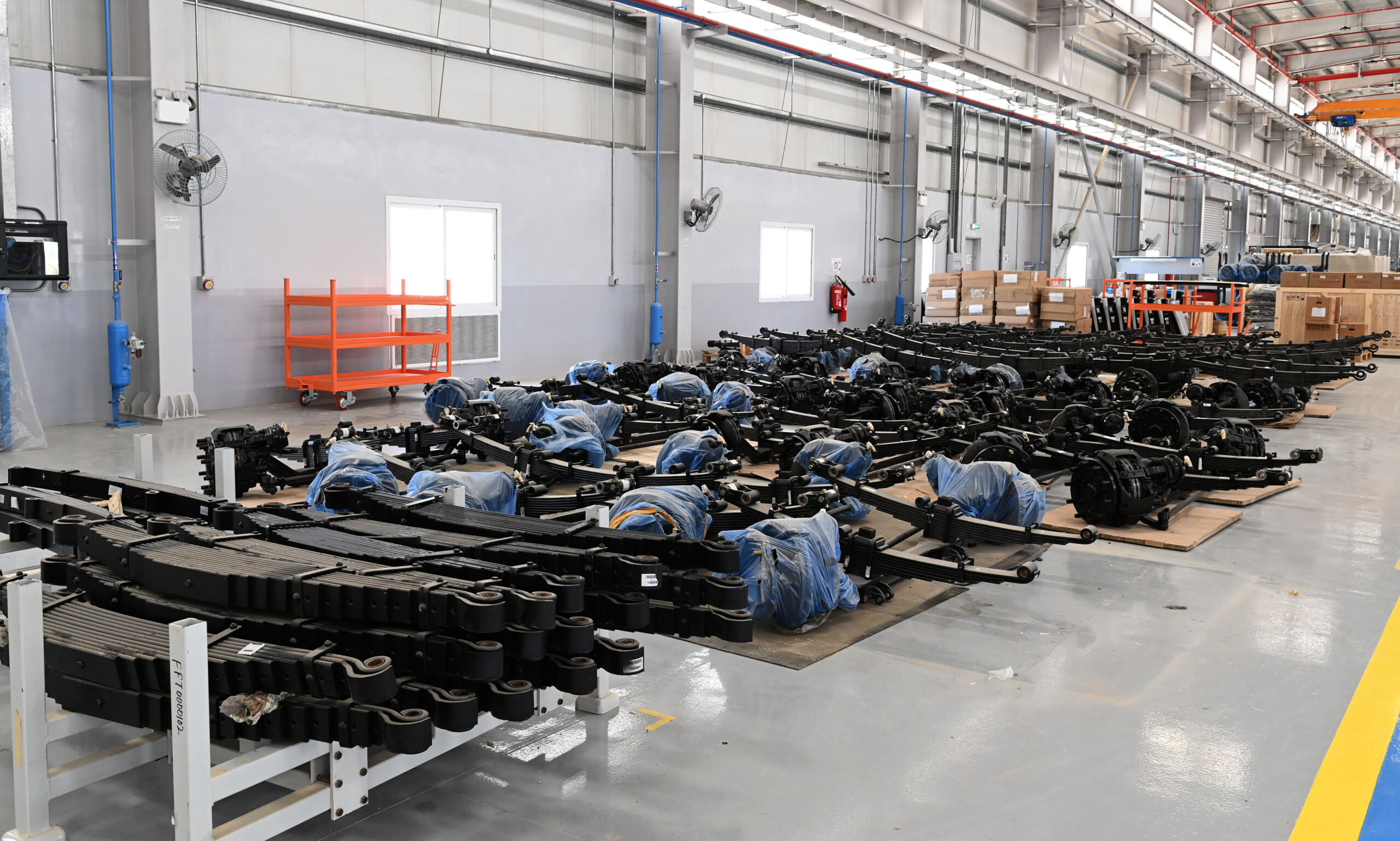 مصنع كروة للسيارات بالدقم.. نقلة نوعية في الصناعة العُمانية 6 62b6d56f839c0 scaled