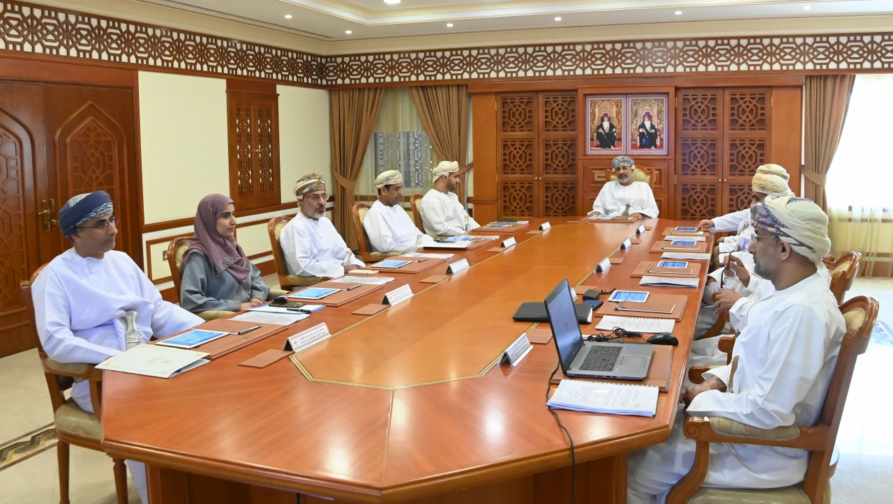 اللجنة الرئيسية لانتخابات أعضاء المجالس البلدية تعقد اجتماعها الأول