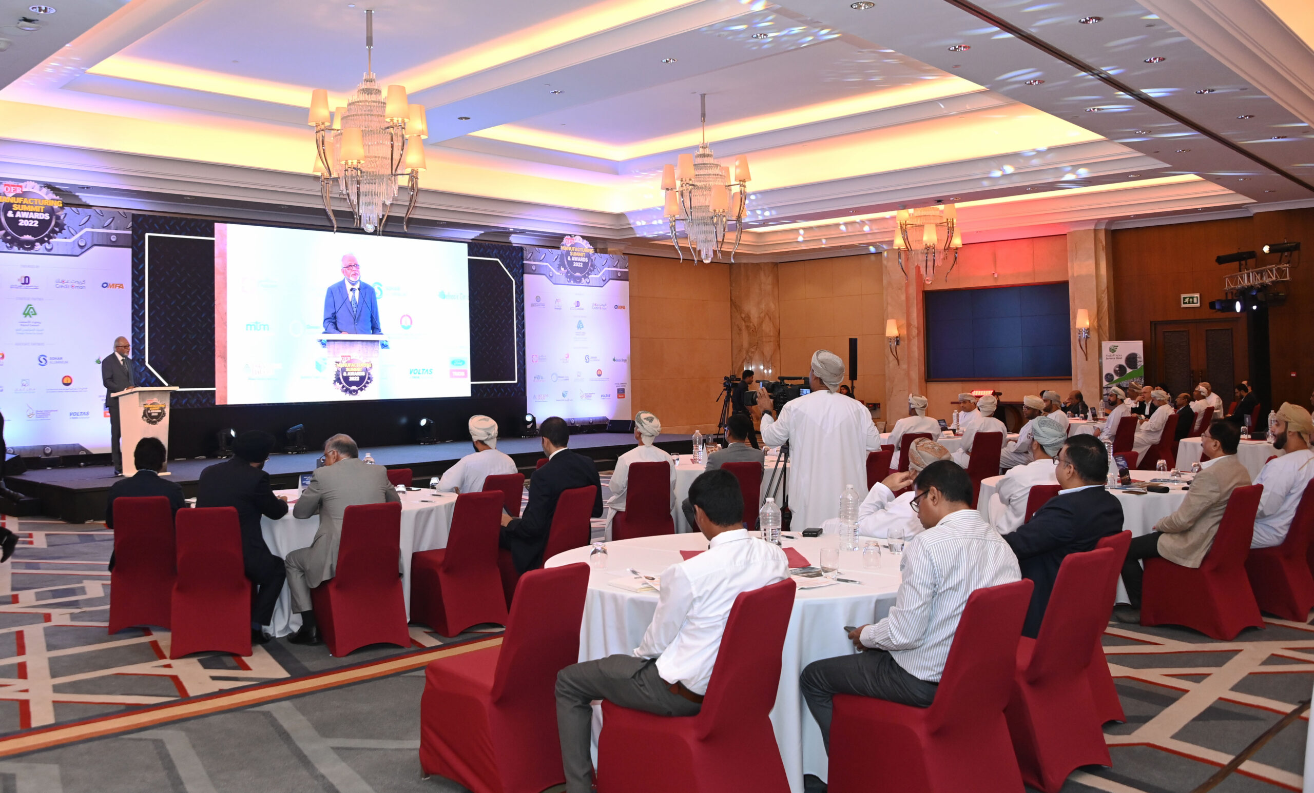 62b9612a95411 scaled