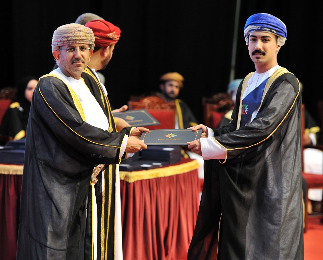 حفل تخريج طلبة الكلية المهنية بصلالة