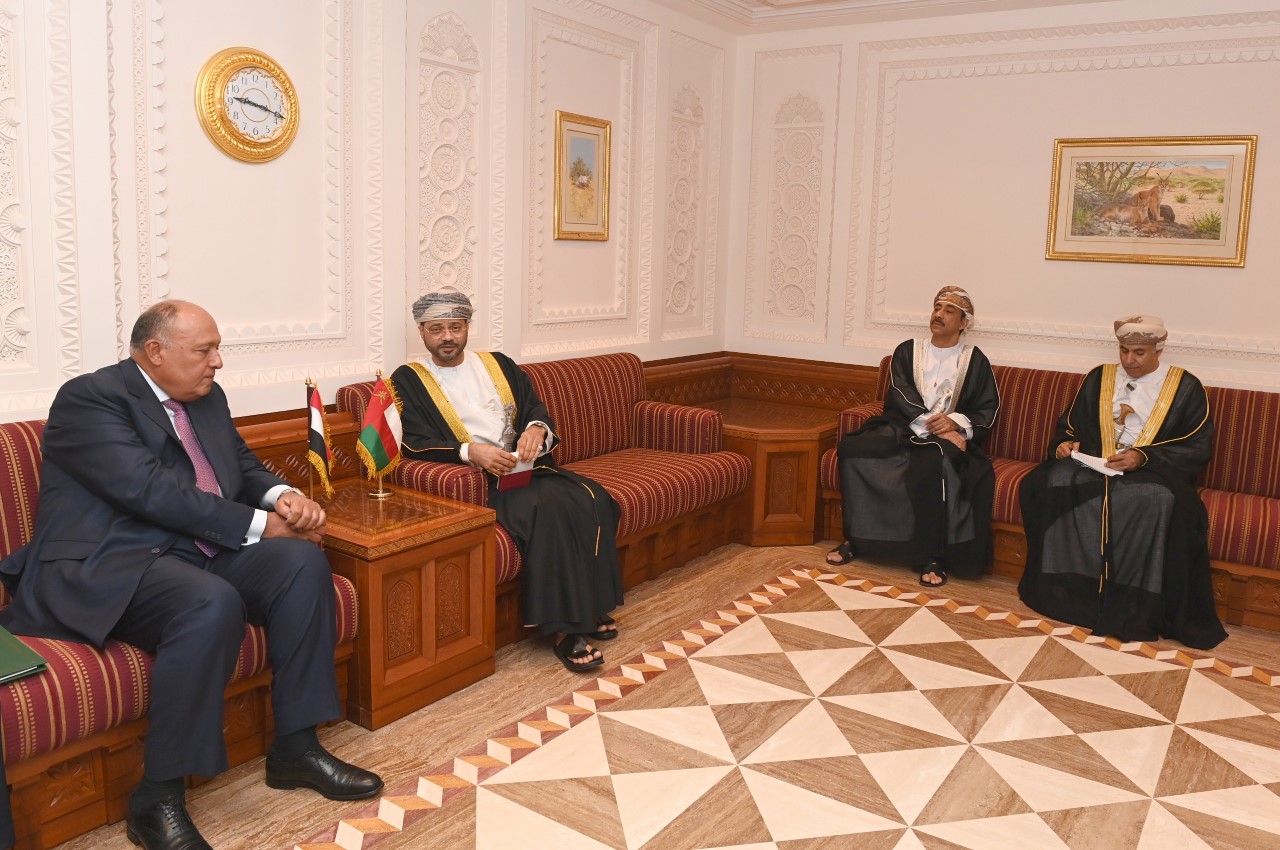 وزيرا خارجية سلطنة عُمان ومصر يؤكدان على عمق العلاقات بين البلدين