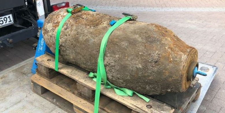 إبطال مفعول قنبلة من الحرب العالمية الثانية في ألمانيا