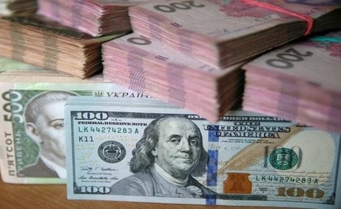 الدولار يرتفع في التعاملات الآسيوية