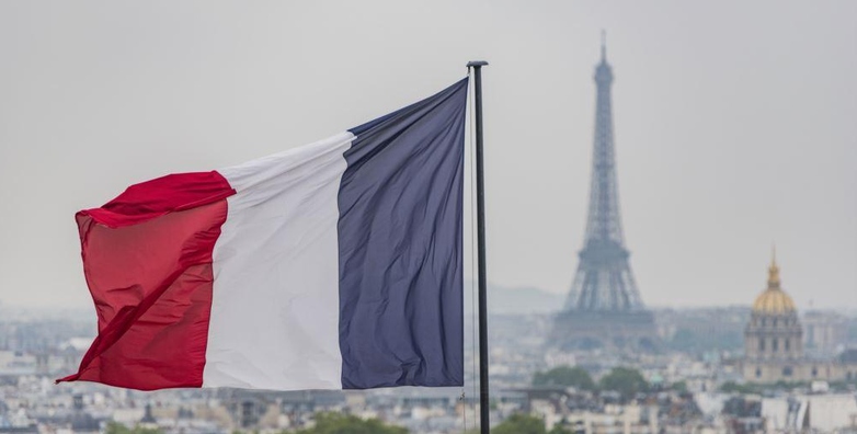 فرنسا تعلن حالة الطوارئ البرتقالية في 25 إقليمًا بسبب خطر حدوث عواصف