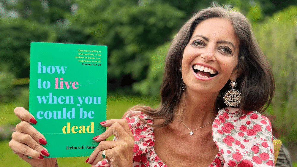 وفاة المدوّنة البريطانيّة في مجال مكافحة السرطان ديبورا جيمس