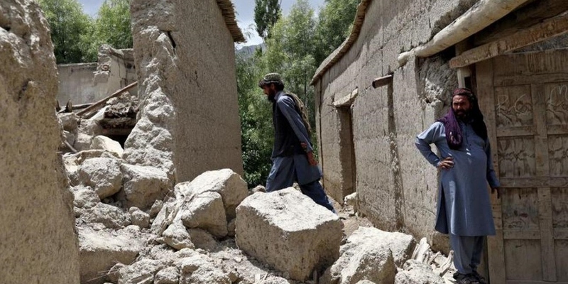 السلطات الأفغانية تُنهي عمليات البحث عن ناجين من الزلزال