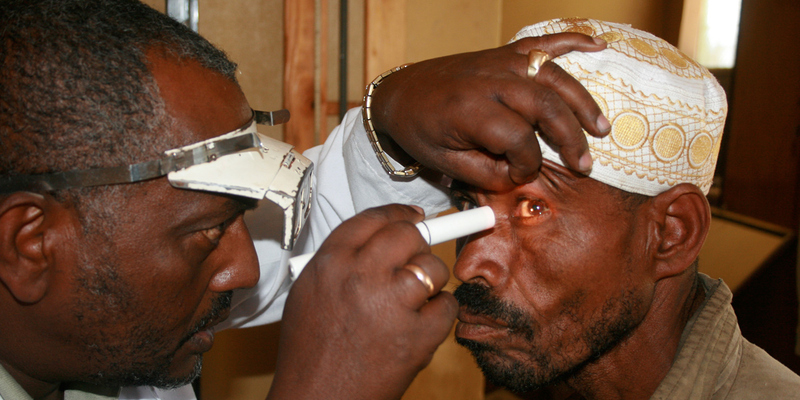 فايزر تواصل مكافحة مرض التراخوما