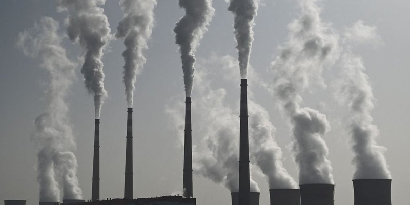 المفوضية الأوروبية تعتزم اتخاذ إجراءات صارمة ضد انتهاكات المناخ والبيئة