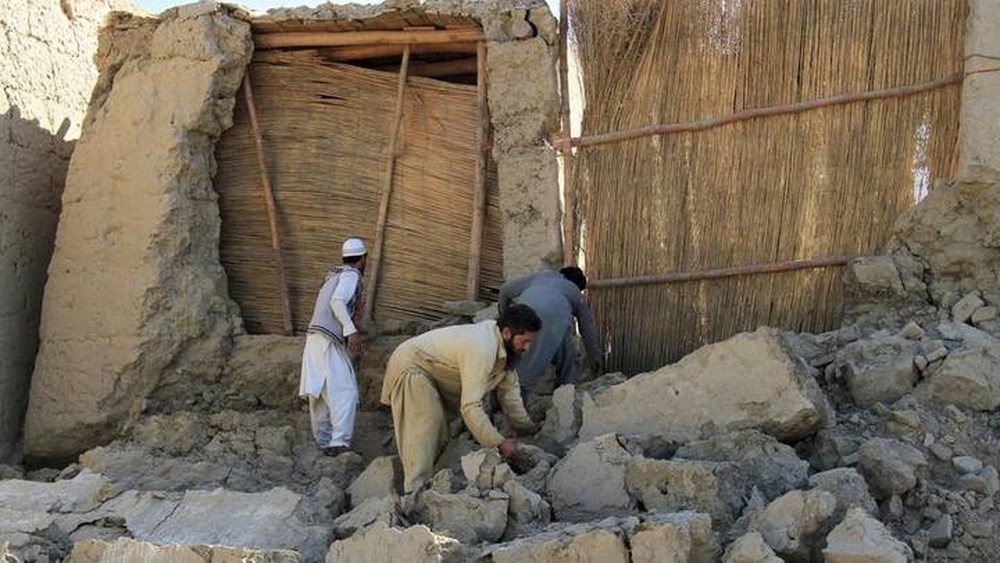 السُلطات الأفغانية تكافح للوصول إلى منطقة الزلزال