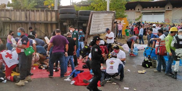 ارتفاع حصيلة ضحايا شاحنة المهاجرين في تكساس إلى 53 قتيلًا