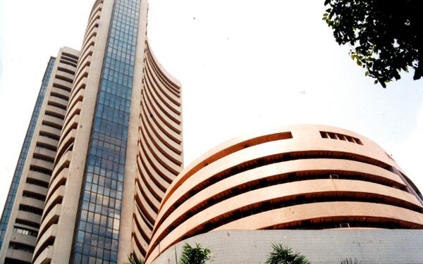 Indian equities rally for 2nd day; Sensex surges 427 points